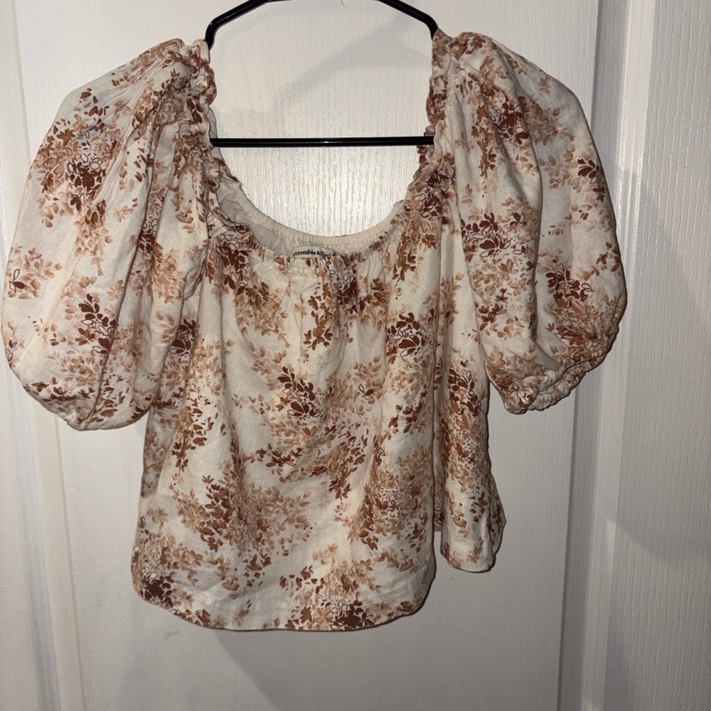 Abercrombie & Fitch Floral Puff Sleeve Blouse - White and Brown